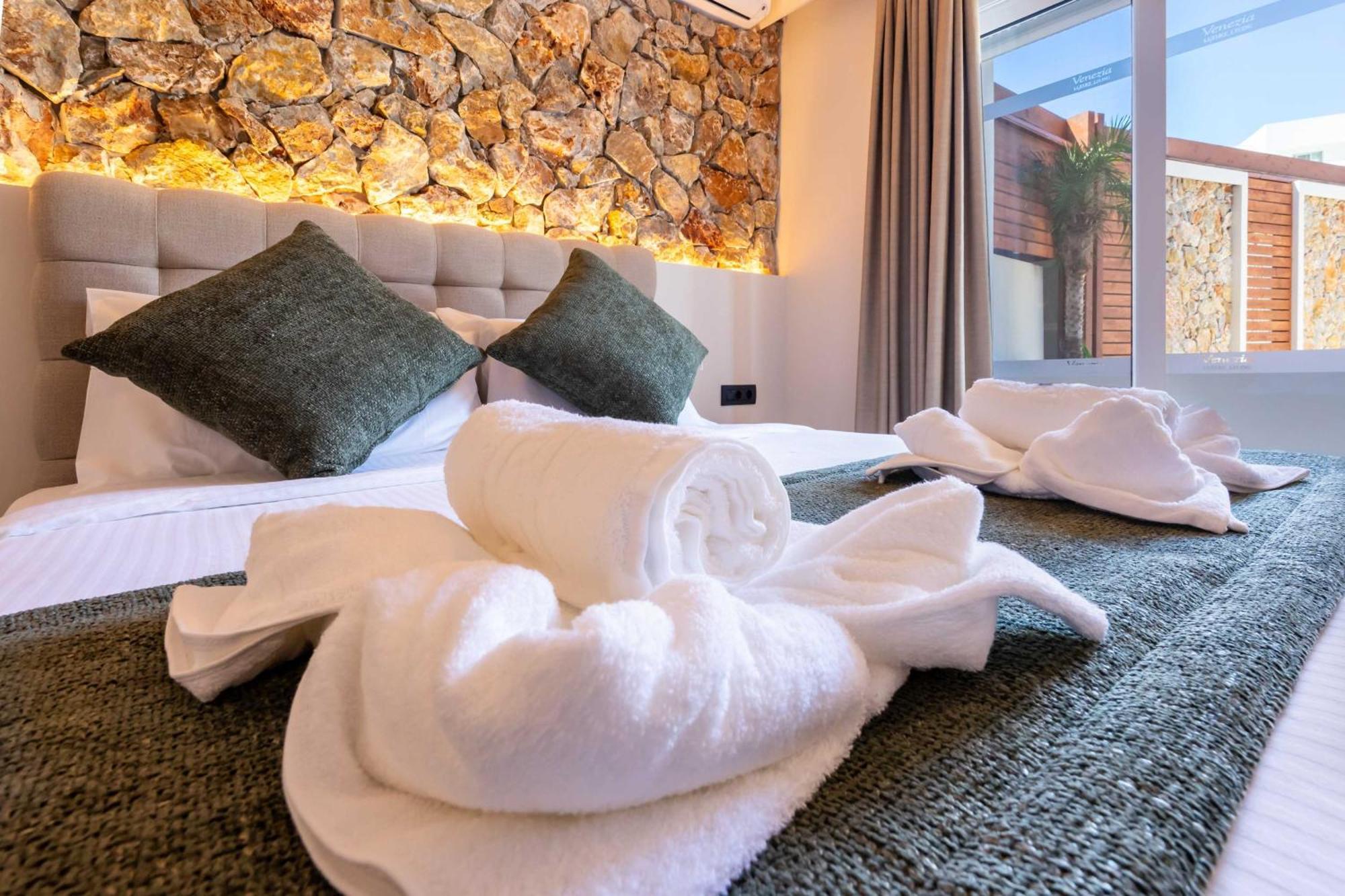 Venezia Luxury Living Villas, Faliraki Exteriér fotografie